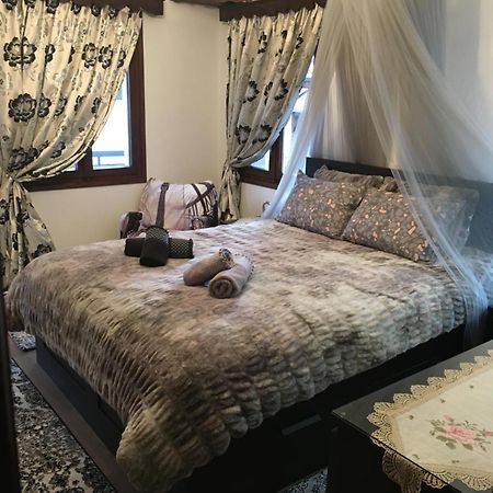Agapi'S House Apartman Mécovo Kültér fotó